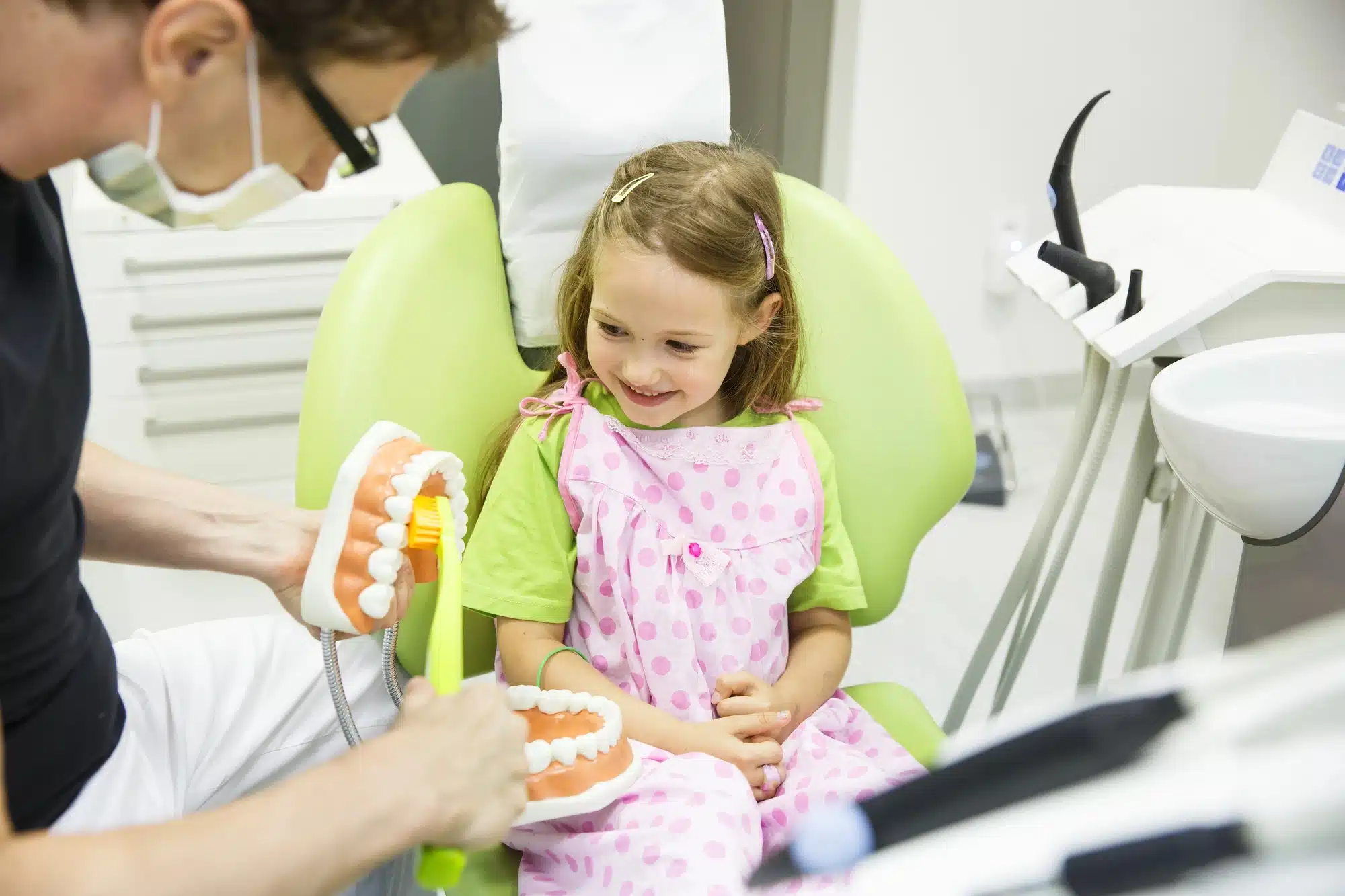 little girl at the Novi family dentist